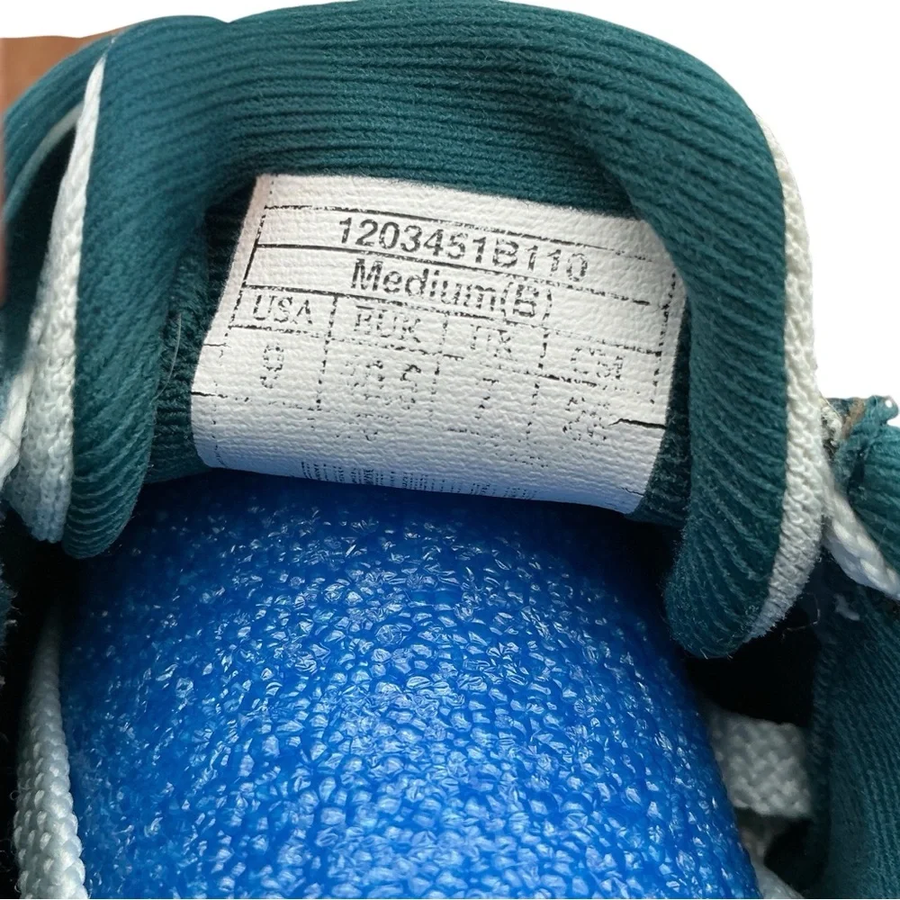 Brooks Launch 8 Women's Athletic‎ Shoes size 9